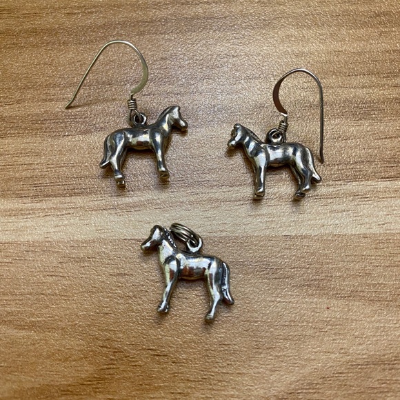 Jewelry - 925 sterling silver horse earrings! & pendant!